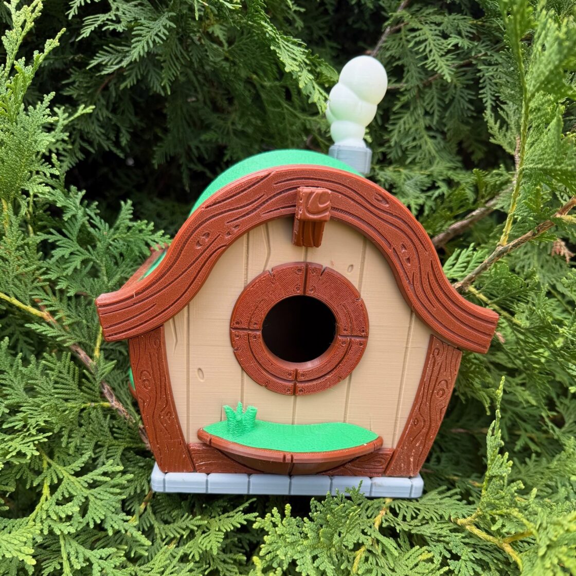 Bird Houses & Feeders